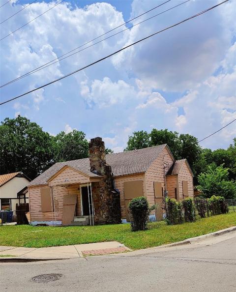 4701 S Denley Dr, Dallas, TX 75216
