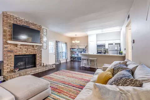 7107 Holly Hill Dr #103, Dallas, TX 75231