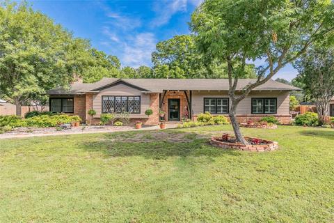 1214 Loma Alta Pl, Cleburne, TX 76033