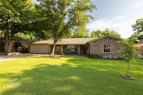 708 Edgehill Dr, Hurst, TX 76053