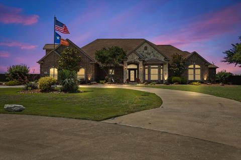 2811 Timber Rock Ln, Midlothian, TX 76065