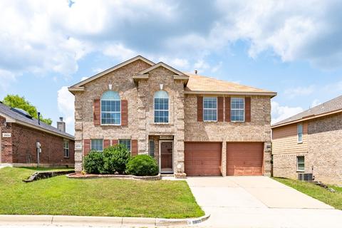 9800 Jericho Ln, Fort Worth, TX 76108