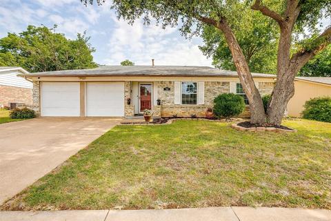701 E Prairie View Rd, Crowley, TX 76036