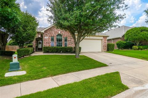 2612 Sandcherry Dr, Fort Worth, TX 76244