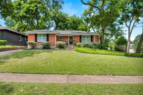 2305 Pinebluff Dr, Dallas, TX 75228