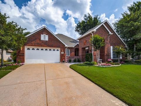 10208 Soriano St, Denton, TX 76207