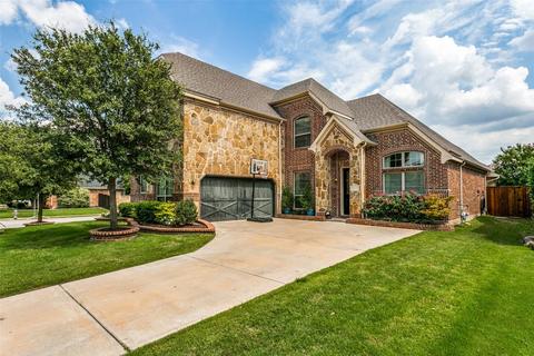 1833 Lewis Crossing Dr, Keller, TX 76248