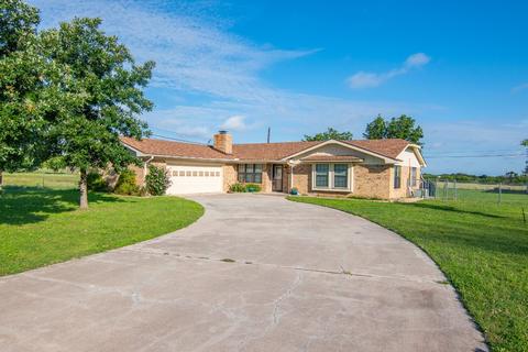 101 Franklin Dr, Brownwood, TX 76801