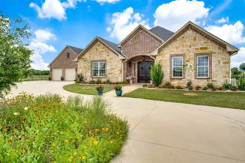 1090 Ranch Rd, Whitesboro, TX 76273