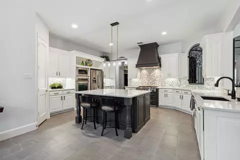 905 Bellstone Dr, Keller, TX 76248