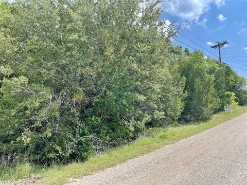 3006 De Leon Dr, Weatherford, TX 76087