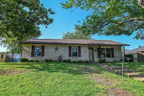 414 Timberline Dr, Duncanville, TX 75137