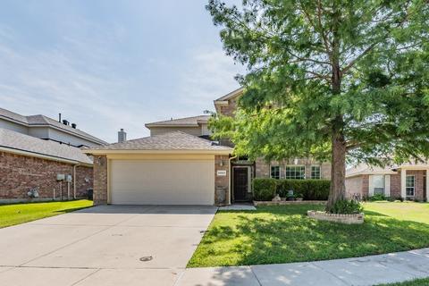 8908 Heartwood Dr, Fort Worth, TX 76244