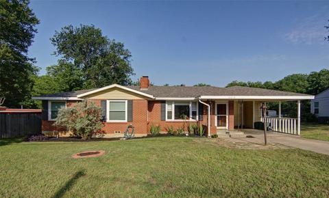 3216 Marys Ln, Fort Worth, TX 76116
