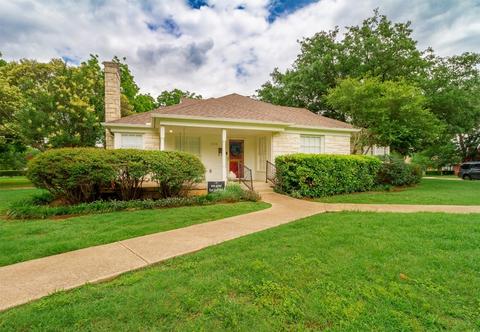 3616 Rogers Ave, Fort Worth, TX 76109
