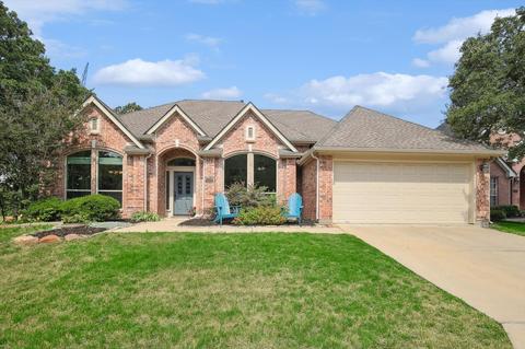 2535 Woodside Dr, Highland Village, TX 75077