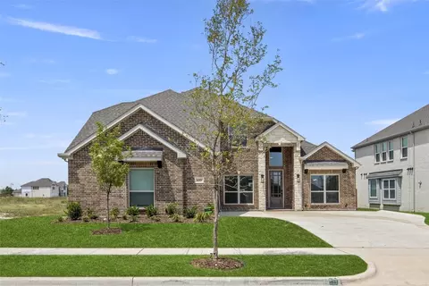 633 Majestic Oak Ln, Waxahachie, TX 75165
