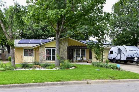 1801 Mary Dr, Euless, TX 76040