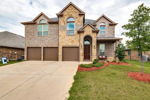 2960 Geneva Dr, Grand Prairie, TX 75054
