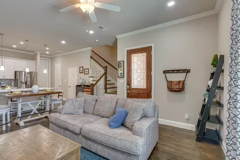 2908 Sheridan Dr, Carrollton, TX 75010
