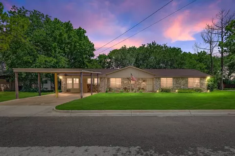 3111 Twilight Dr, Denton, TX 76208