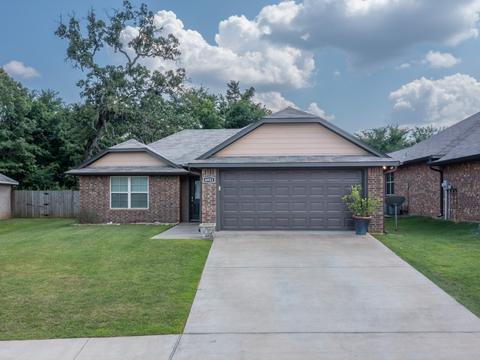 6921 Vernado Dr, Flint, TX 75762