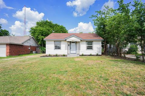 2817 Stuart Dr, Fort Worth, TX 76104
