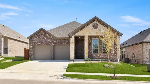 3813 Cherry Hills Dr, Sherman, TX 75090