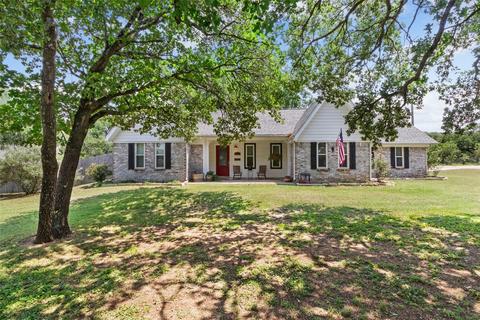 119 Black Jack Ln, Burleson, TX 76028