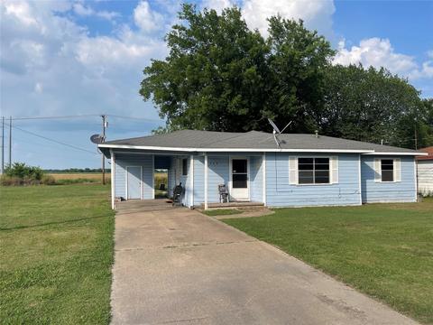 808 N Goodman Ave, Kerens, TX 75144