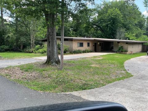 707 W Georgia Ave, Vivian, LA 71082