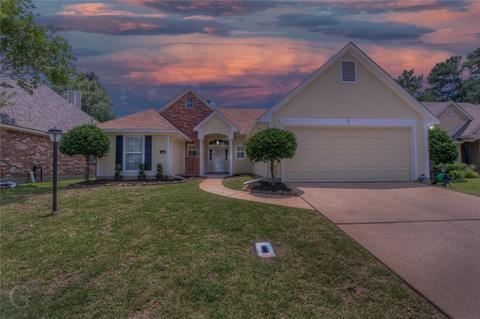 10416 Plum Creek Dr, Shreveport, LA 71106
