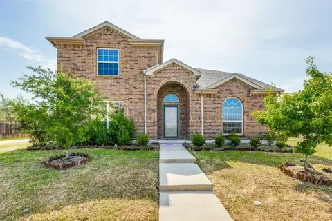 2500 Glen Hollow Dr, Lancaster, TX 75134