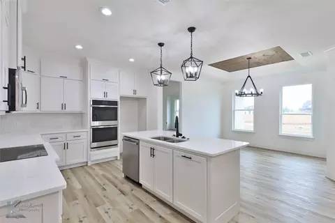 261 Beechcraft, Abilene, TX 79602 photo 5