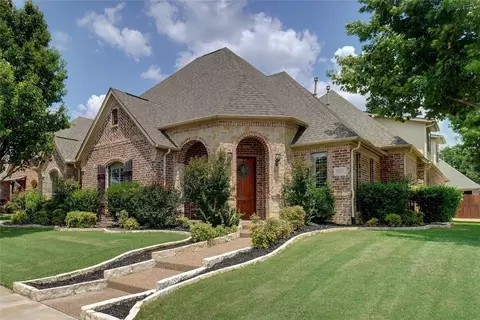 8321 Westwind Ln, North Richland Hills, TX 76182