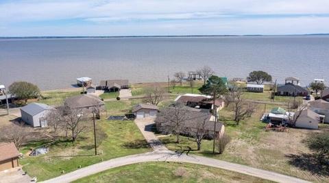 191 Terrace Dr, Point Blank, TX 77364