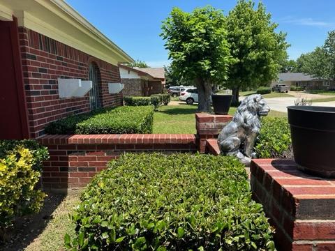2658 Parkside Dr, Grand Prairie, TX 75052