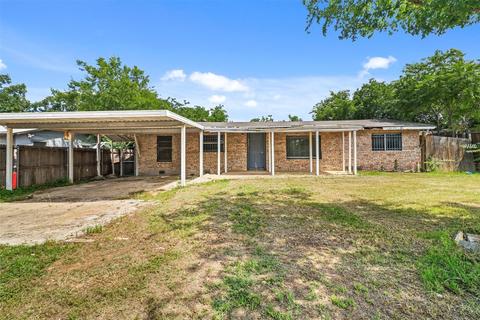 5202 Flagstone Dr, Sansom Park, TX 76114