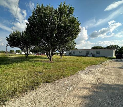 3413 Raintree S Dr, Alvarado, TX 76009