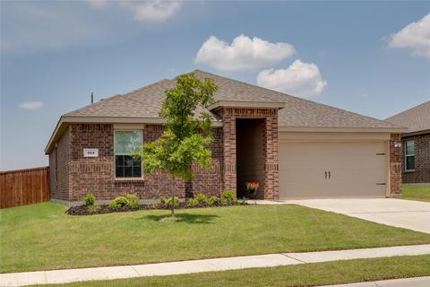 913 Glover Dr, Aubrey, TX 76227