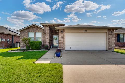 5160 Cliff Oaks Dr, Fort Worth, TX 76179