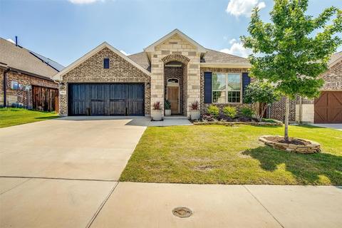 5565 Annie Creek Rd, Fort Worth, TX 76126