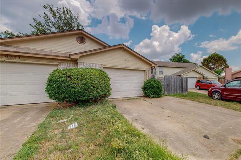 6735 S Creek Dr, Fort Worth, TX 76133