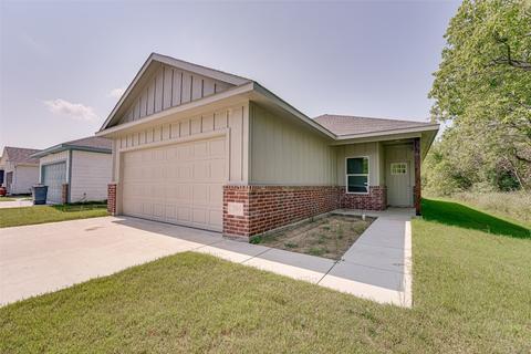 200 Mark St, Hillsboro, TX 76645