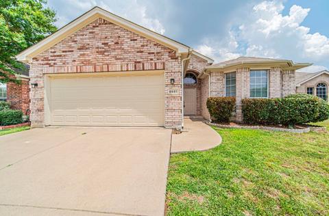 8681 Fernhill Dr, Fort Worth, TX 76123