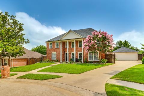 731 Scottish Mist Trl, Highland Village, TX 75077
