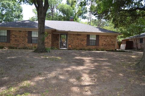 1713 Kingston Dr, Corsicana, TX 75110