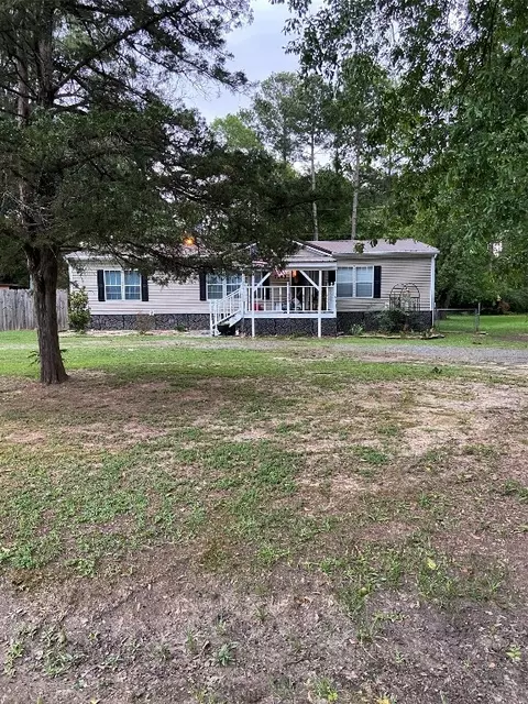 7143 Golden Meadows Rd, Greenwood, LA 71033