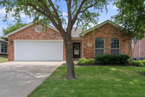 6040 Walleye Dr, Fort Worth, TX 76179
