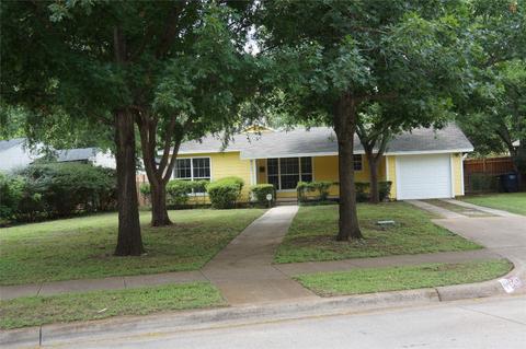 6453 Locke Ave, Fort Worth, TX 76116